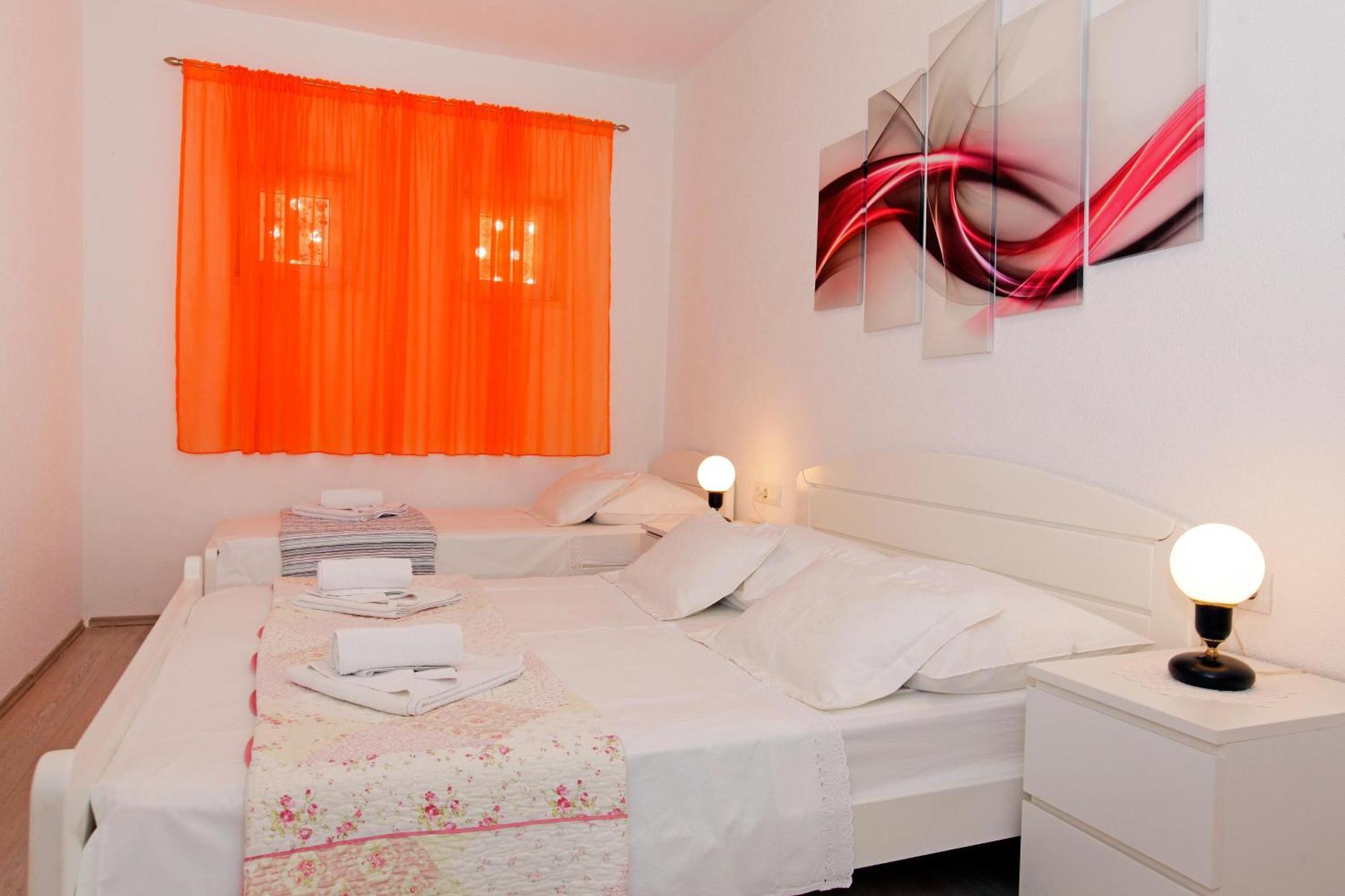 Apartments Toni Bol Ruang foto