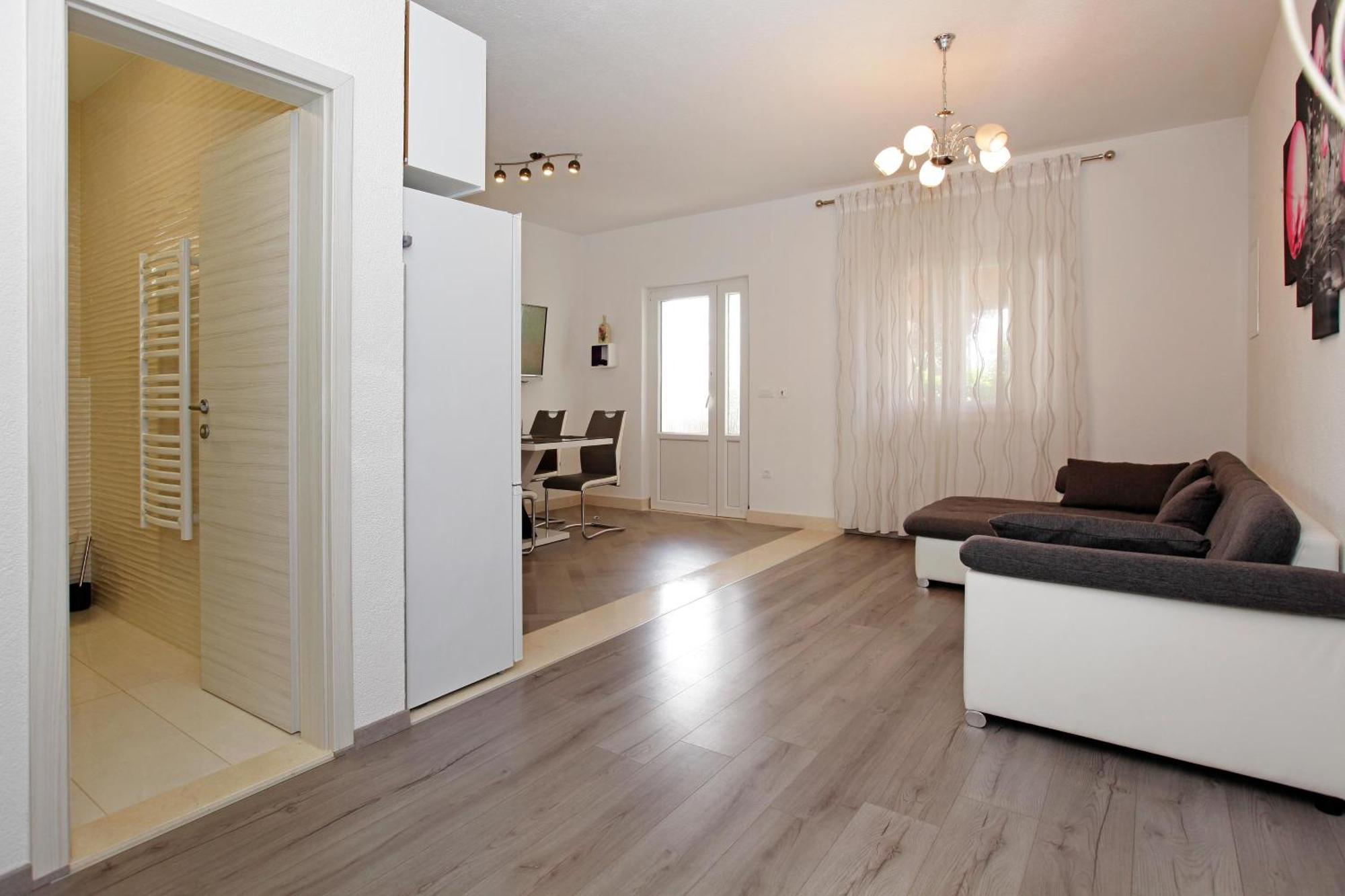 Apartments Toni Bol Ruang foto