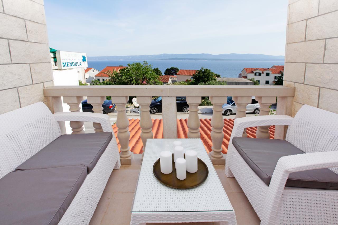 Apartments Toni Bol Bagian luar foto
